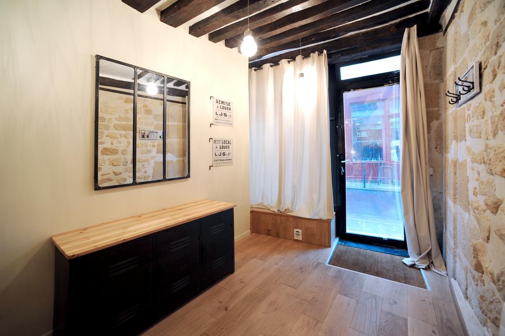 Unique Loft Apartment In Le Marais Paris Exterior photo