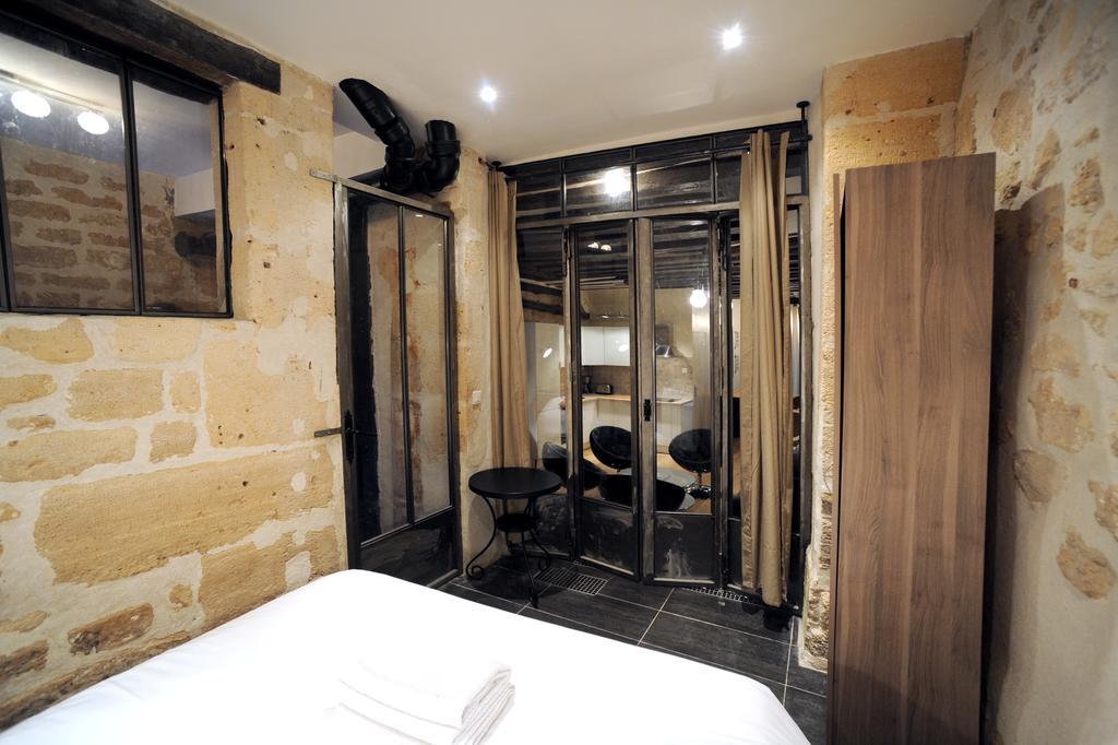 Unique Loft Apartment In Le Marais Paris Exterior photo